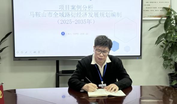 专业引导 效能标杆——记2025年一季度“效率之星”朱梦佳